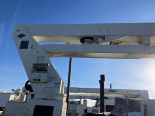 2016 CTOS CTRAC8000 Tracked Versalift VST-9500-I Bucket