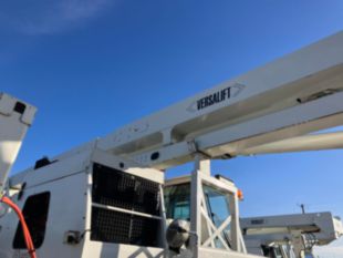 2016 CTOS CTRAC8000 Tracked Versalift VST-9500-I Bucket