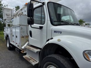 2017 Freightliner M2 Diesel 4x4 Altec Material Handler Bucket Truck
