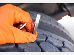 2020 Freightliner 4x4 Terex Commander 4047 Digger Derrick Truck