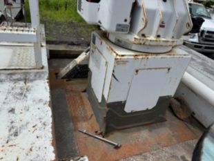 2017 Freightliner M2 Diesel 4x4 Altec Material Handler Bucket Truck