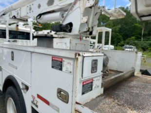 2017 Freightliner M2 Diesel 4x4 Altec Material Handler Bucket Truck
