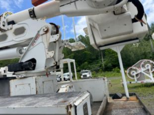 2017 Freightliner M2 Diesel 4x4 Altec Material Handler Bucket Truck