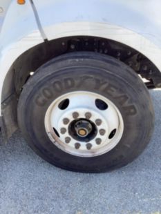 2018 Ford F-750 4x2 Versalift VTP-40-NE Cable Placer