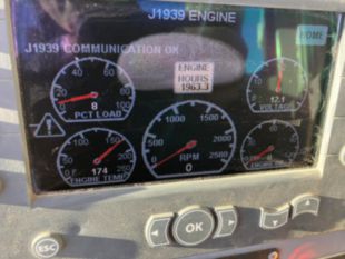 2016 CTOS CTRAC8000 Tracked Versalift VST-9500-I Bucket