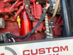 2016 CTOS CTRAC8000 Tracked Versalift VST-9500-I Bucket