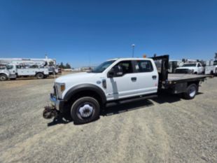 2018 Ford F-550 Powerstroke Diesel Crew Cab 4x4 "Rail Gear Equipped" Flatbed Truck
