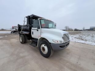 2019 International 4300 4x2 Load King 10 Ft. Dump Truck