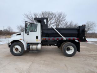 2019 International 4300 4x2 Load King 10 Ft. Dump Truck