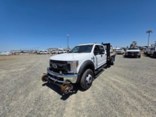 2018 Ford F-550 Powerstroke Diesel Crew Cab 4x4 "Rail Gear Equipped" Flatbed Truck
