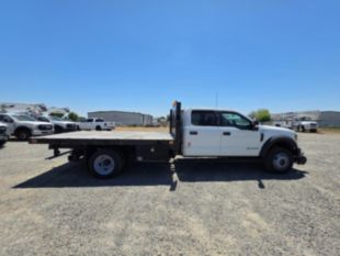 2018 Ford F-550 Powerstroke Diesel Crew Cab 4x4 "Rail Gear Equipped" Flatbed Truck