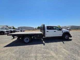 2018 Ford F-550 Powerstroke Diesel Crew Cab 4x4 "Rail Gear Equipped" Flatbed Truck