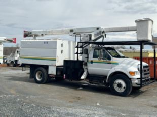 2015 Ford F750 4x2 Terex XT60 Forestry Bucket Truck