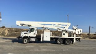 2015 Freightliner 108SD 6x6 Versalift VST-9000-MHI Bucket Truck