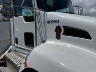 2016 Kenworth T-370 Diesel 4x2 Altec AA-55 Material Handler Bucket Truck
