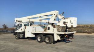 2015 Freightliner 108SD 6x6 Versalift VST-9000-MHI Bucket Truck