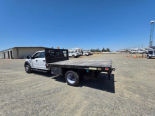 2018 Ford F-550 Powerstroke Diesel Crew Cab 4x4 "Rail Gear Equipped" Flatbed Truck
