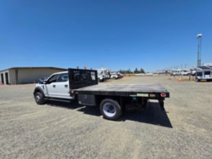 2018 Ford F-550 Powerstroke Diesel Crew Cab 4x4 "Rail Gear Equipped" Flatbed Truck