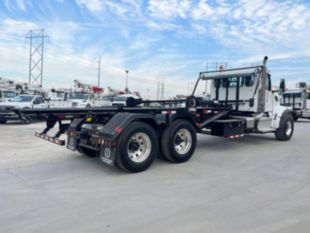 2025 Peterbilt 567 6x4 Galbreath U5-OR-174 Roll-Off Truck