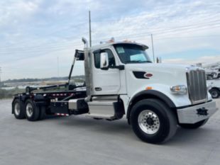 2025 Peterbilt 567 6x4 Galbreath U5-OR-174 Roll-Off Truck