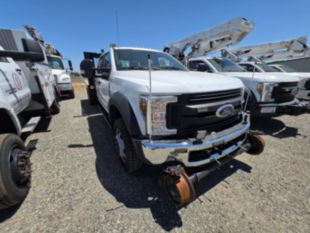 2018 Ford F-550 Powerstroke Diesel Crew Cab 4x4 "Rail Gear Equipped" Flatbed Truck