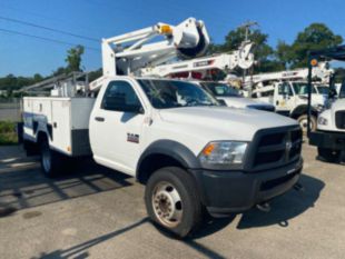 2017 RAM 4500 4x2 ETI ETC35SNT Bucket Truck