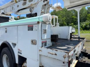 2016 Kenworth T-370 Diesel 4x2 Altec AA-55 Material Handler Bucket Truck