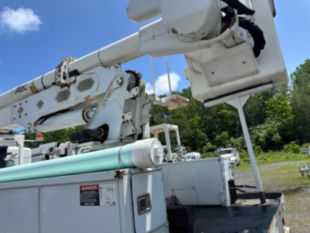 2016 Kenworth T-370 Diesel 4x2 Altec AA-55 Material Handler Bucket Truck