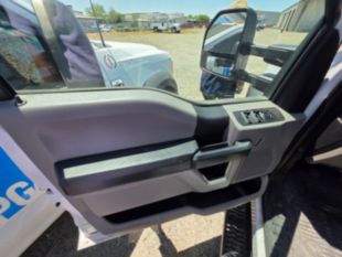 2018 Ford F-550 Powerstroke Diesel Crew Cab 4x4 "Rail Gear Equipped" Flatbed Truck
