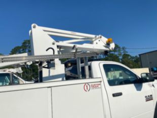 2017 RAM 4500 4x2 ETI ETC35SNT Bucket Truck