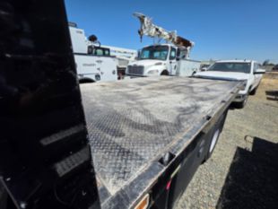 2018 Ford F-550 Powerstroke Diesel Crew Cab 4x4 "Rail Gear Equipped" Flatbed Truck