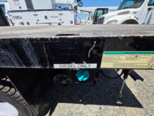 2018 Ford F-550 Powerstroke Diesel Crew Cab 4x4 "Rail Gear Equipped" Flatbed Truck