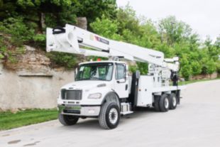 95 ft Insulated Material Handling AWD Transmission Bucket Truck