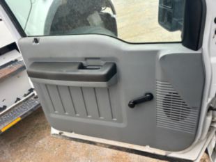 2015 Ford F-550 Crew Cab Powerstroke Diesel 4x4 Flatbed Truck