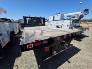 2018 Ford F-550 Powerstroke Diesel Crew Cab 4x4 "Rail Gear Equipped" Flatbed Truck