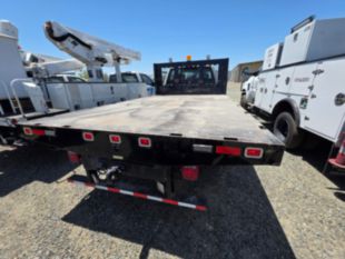 2018 Ford F-550 Powerstroke Diesel Crew Cab 4x4 "Rail Gear Equipped" Flatbed Truck