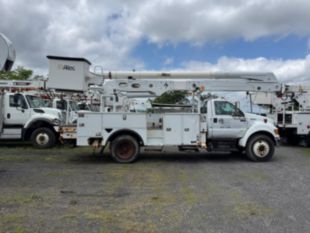 2015 Ford F-750 Diesel 4x2 Altec Material Handler Bucket Truck