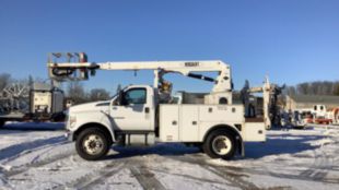 2019 Ford F-750 4x2 Versalift VTP-40-NE Cable Placer