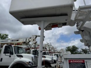 2015 Ford F-750 Diesel 4x2 Altec Material Handler Bucket Truck