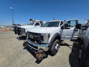 2018 Ford F-550 Powerstroke Diesel Crew Cab 4x4 "Rail Gear Equipped" Flatbed Truck