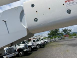 2015 Ford F-750 Diesel 4x2 Altec AA55 Material Handler Bucket Truck