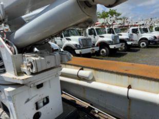 2015 Ford F-750 Diesel 4x2 Altec AA55 Material Handler Bucket Truck