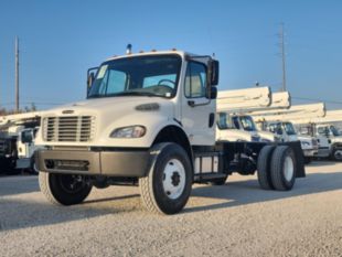 2020 Freightliner M2106 4x4 Cab & Chassis