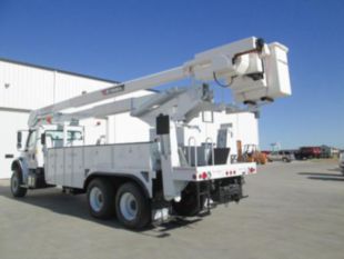 75 ft Insulated Material Handling AWD Transmission Bucket Truck