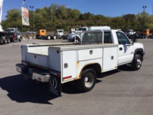 2006 Chevrolet 3500 4x2 Service Truck
