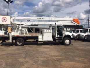 70 ft Insulated Material Handling AWD Transmission Bucket Truck