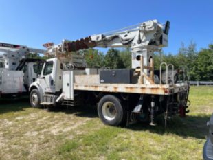 Terex Commander 4047 Digger Derrick on 2016 Freightliner M2106 4x2