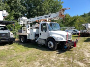 Terex Commander 4047 Digger Derrick on 2016 Freightliner M2106 4x2