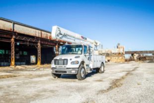 55 ft Non Insulated Material Handling AWD Distribution Bucket Truck