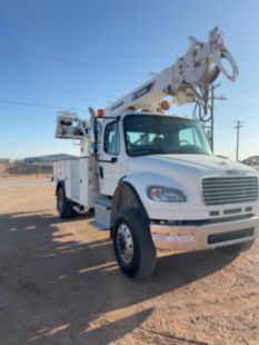 2020 Freightliner M2106 4x4 Terex C4047 Digger Derrick